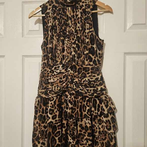 Express Leopard Print Midi Dress - Picture 4 of 7